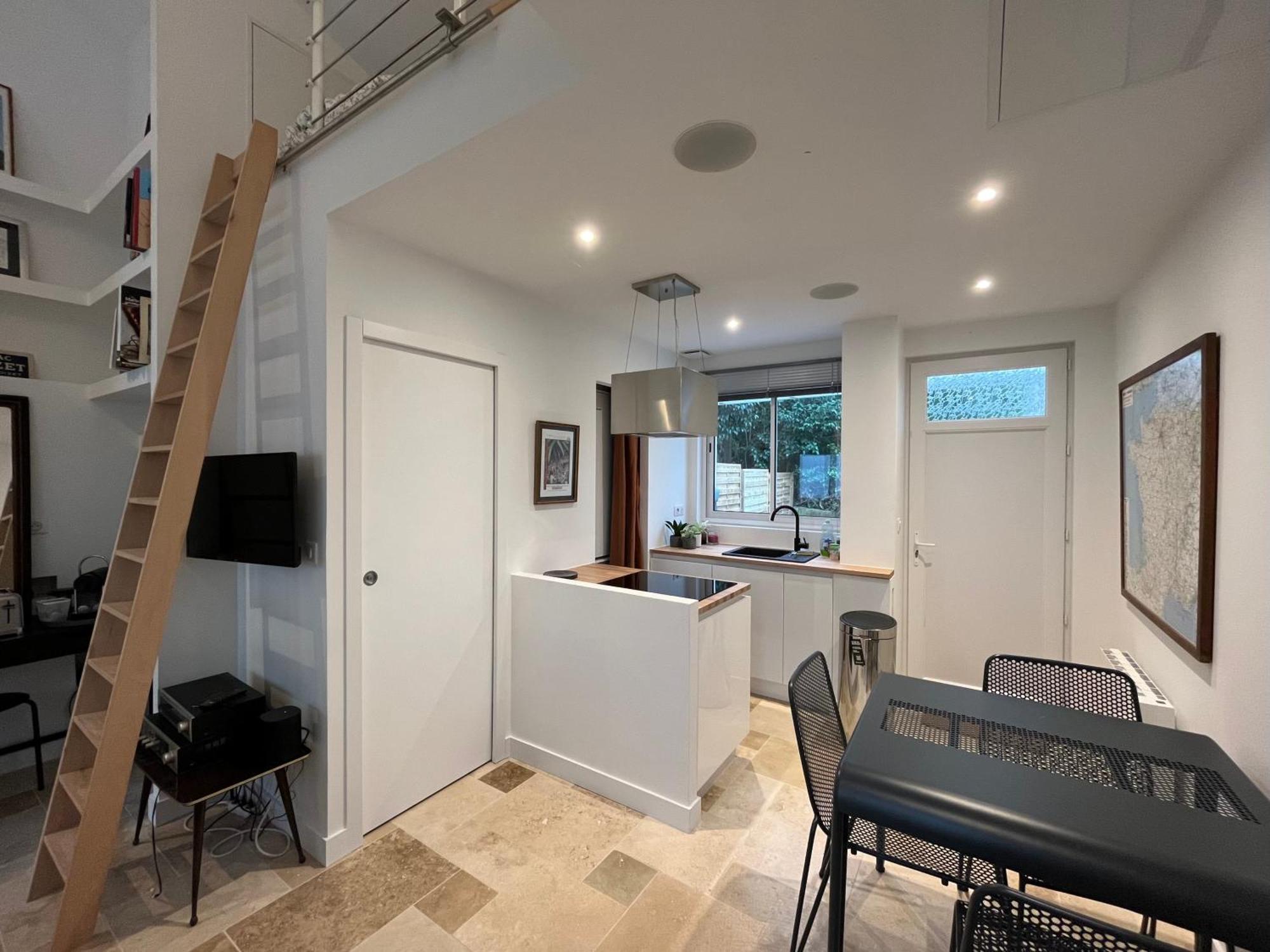 Ferienwohnung Loft Avec Terrasse Et Jardin Angoulême Exterior foto